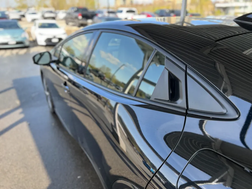 2023 toyota prius hybrid xle black 26